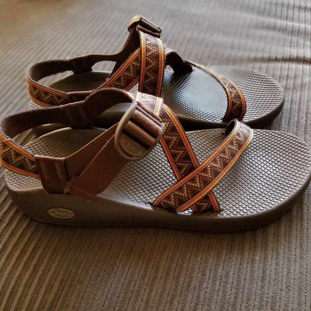 Men's SZ 13 Chacos